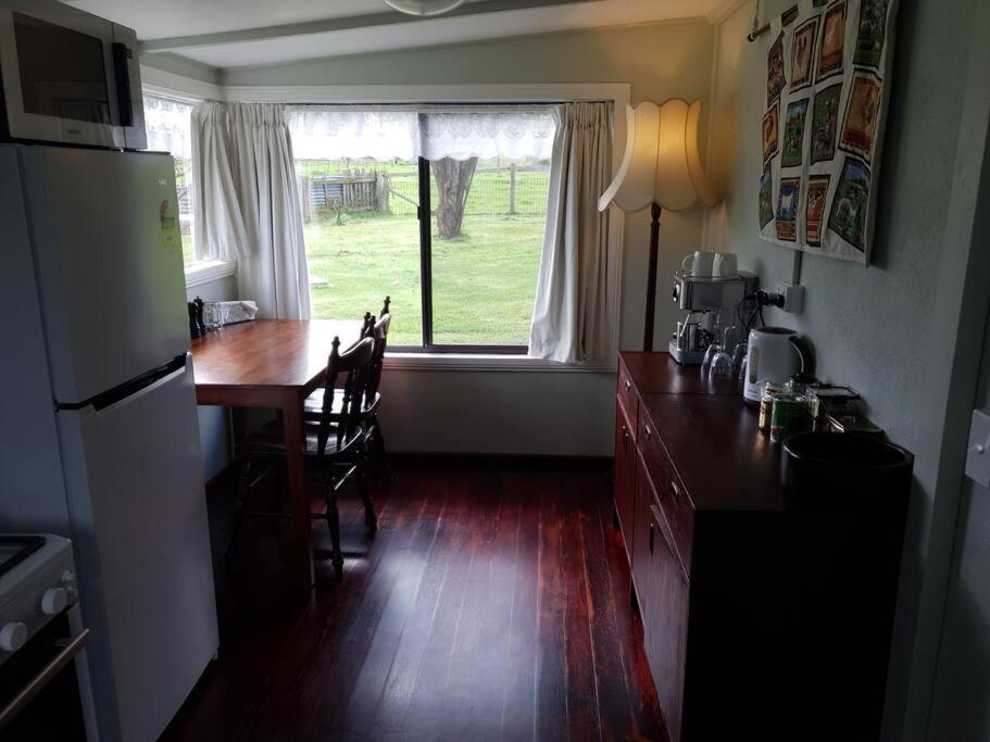Handsome Hills Dairy Retreat Won Wron Exterior photo